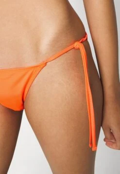 Guess Brief - Braguita De Bikini - Groovy Orange -Tienda barata Ulla Popken d5d1699f1f6c44adbdd1474f910a6c0d