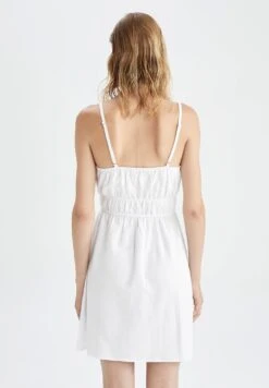 DeFacto A Line- Vestido Informal - White 7 DeFacto A Line- Vestido Informal - White -Tienda barata Ulla Popken d8126364e6964ea5a9d9d6fc7921189c