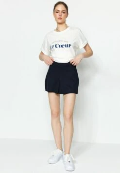 Trendyol Shorts - Navy Blue -Tienda barata Ulla Popken da6b94f994cf4924a6c73e3f1c1cf3b6
