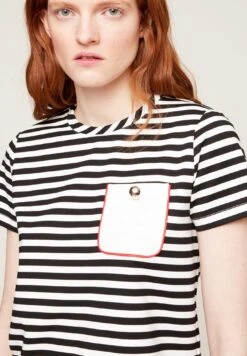 Boxy A Righe Con Tasca - Camiseta Estampada - Nero -Tienda barata Ulla Popken ef5b094b63704e48b1568c8007e5f62c