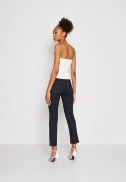 Gina Tricot Knitted Tube - Top - Offwhite 10 Gina Tricot Knitted Tube - Top - Offwhite -Tienda barata Ulla Popken efcc56c2993c448f8967c59a59b69f7b