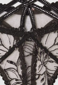 AGENT PROVOCATEUR Ozella Thong - Tanga - Black -Tienda barata Ulla Popken fc65ba2f03584f30b605454a60223b18